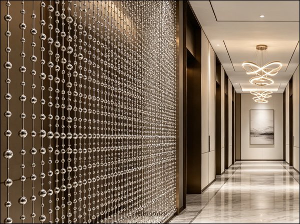 Metal Bead Curtain Corridor Wall