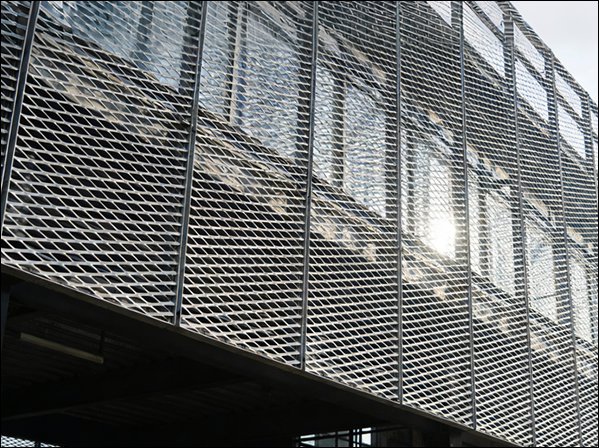 Silver Expanded Metal Facade Panels