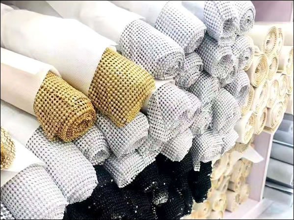 Shiny Metallic Bead Curtains for Elegant Room Dividers and Windows